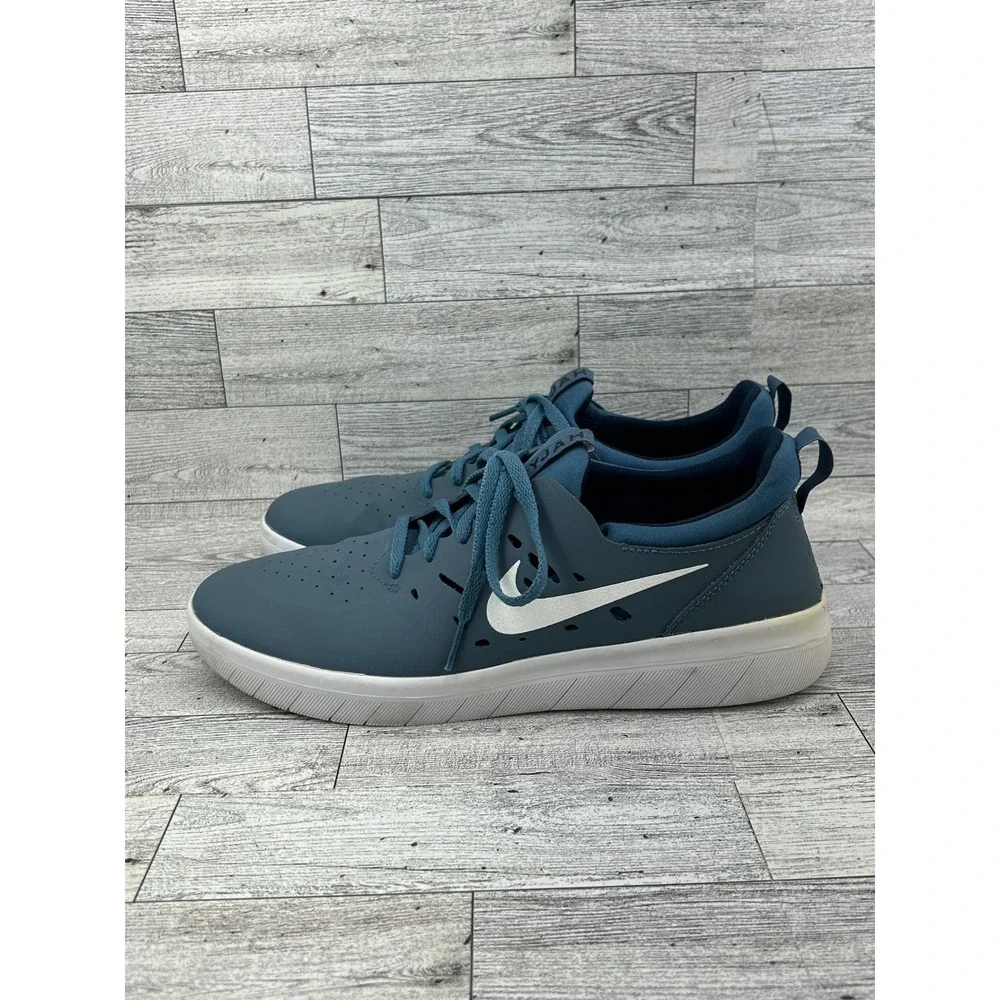 Nike SB Mens Shoes Blue Low Top Lace Up Sneakers Size 8 US‎